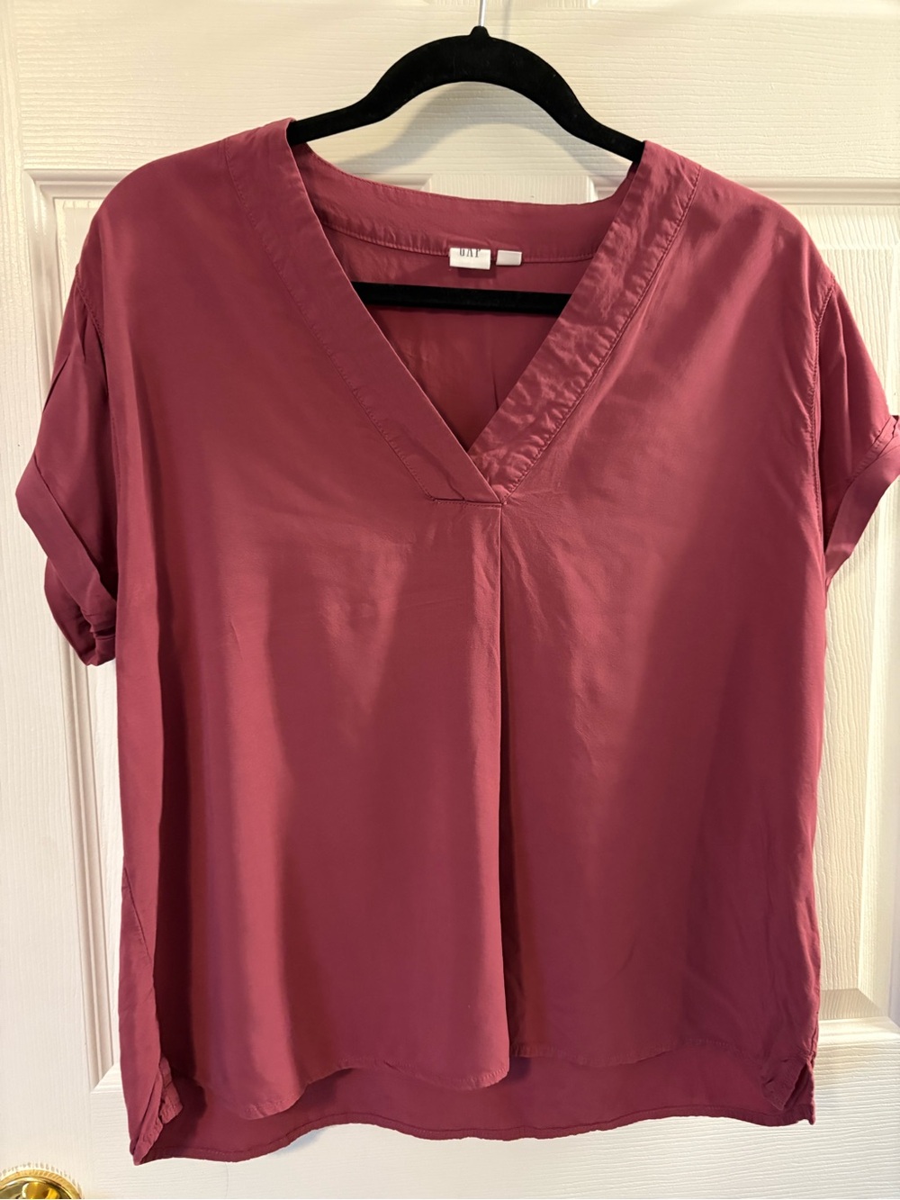 GAP V-Neck Short Sleeve Blouse — Dusty Rose